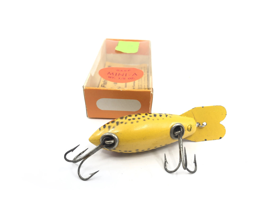 Bomber Wooden 400 Series Color #59 Yellow Coach Dog with Box