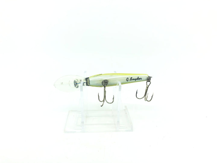 G. Snyder Minnow, Goldfish Color