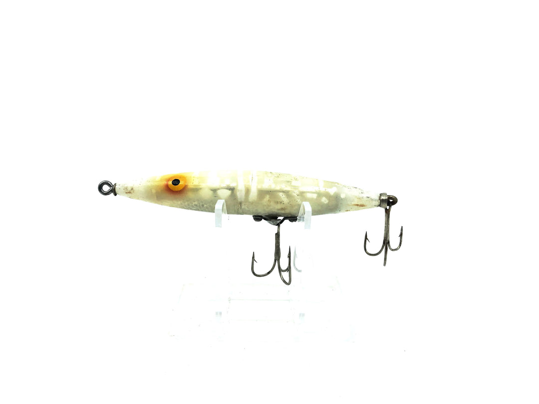 Heddon Dying Flutter White Color.