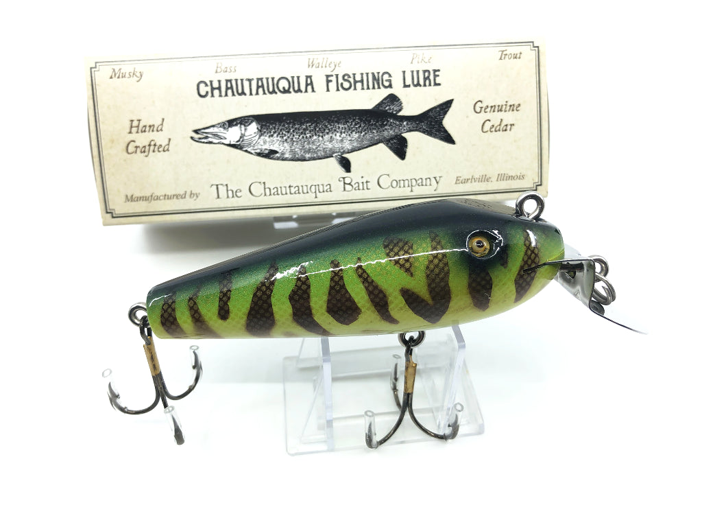 Chautauqua Wooden Glass Eye Magnum Wiggler Tiger Perch Color Custom Lure