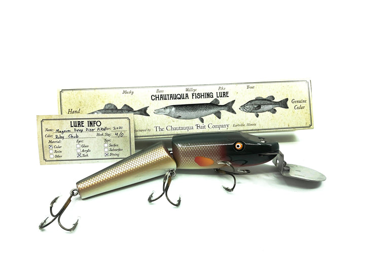 Chautauqua 9" Magnum Deep Diver Pikie in Ruby Chub Color