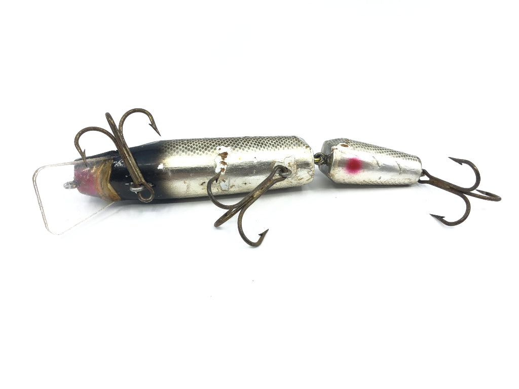 Wiley 6 1/2" Jointed Musky King Jr. in Silver Sucker Color