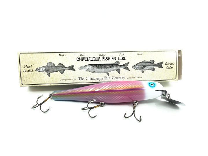 Solid Body Chautauqua 8" Minnow Musky Lure Bubblegum Blast Color