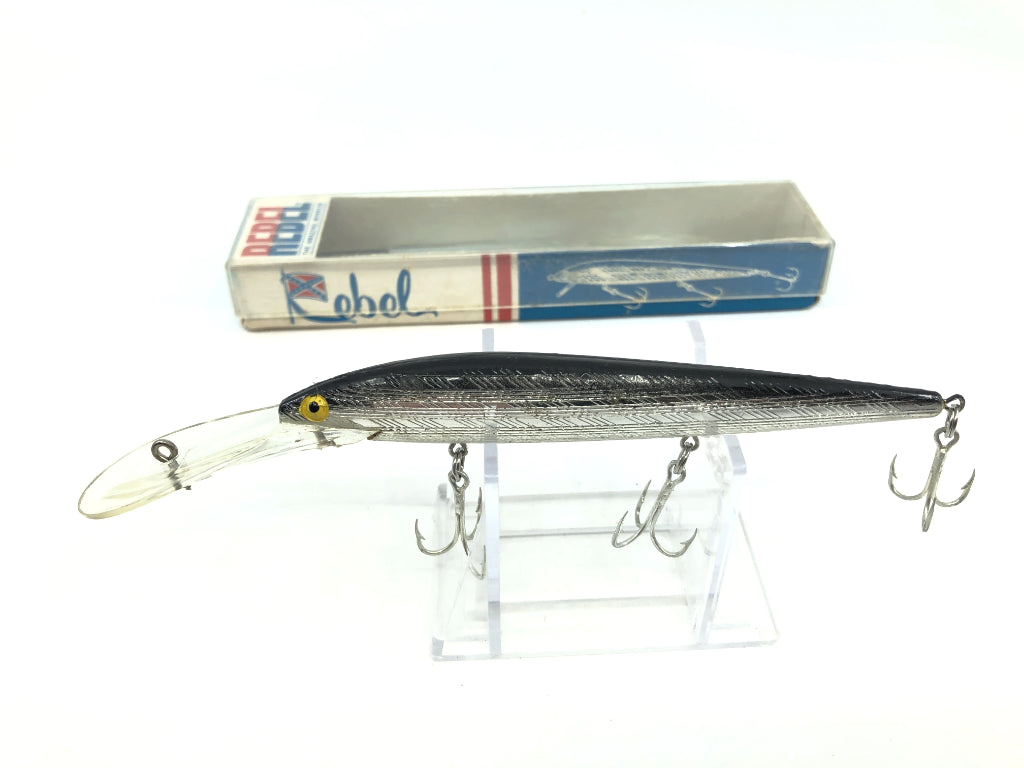 Rebel Vintage Minnow Model DR2201SW Silver Color with Box