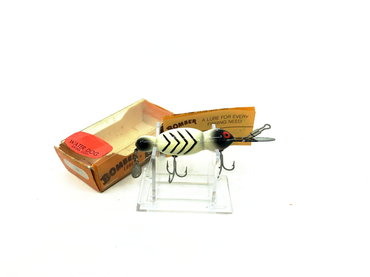 Bomber Water Dog 1506 White/Black Ribs Color with 1502 Box