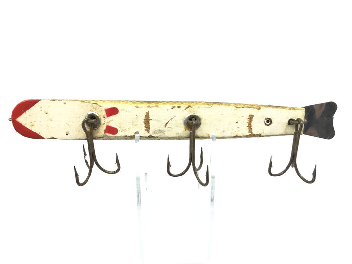 Suick Musky Thriller 9" Long Golden Shiner Color Older Model