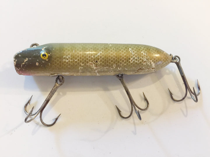 Bass Oreno type fishing lure in Pikie color