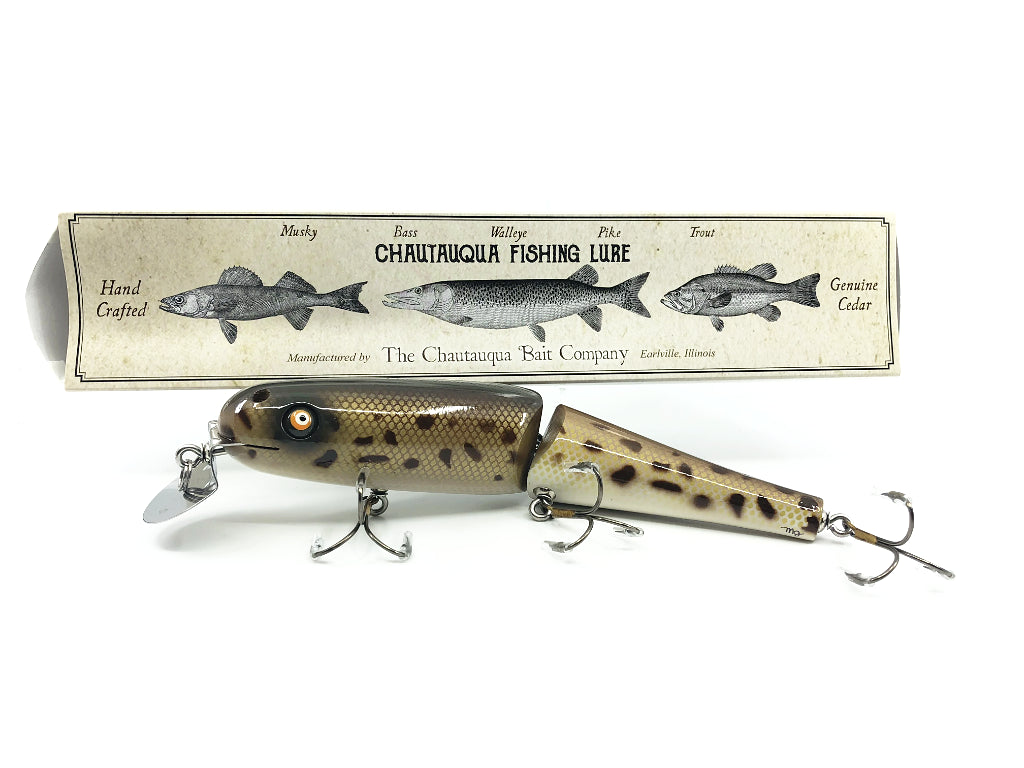 Jointed Chautauqua 8" Minnow Musky Lure Spotted Hogsucker Color