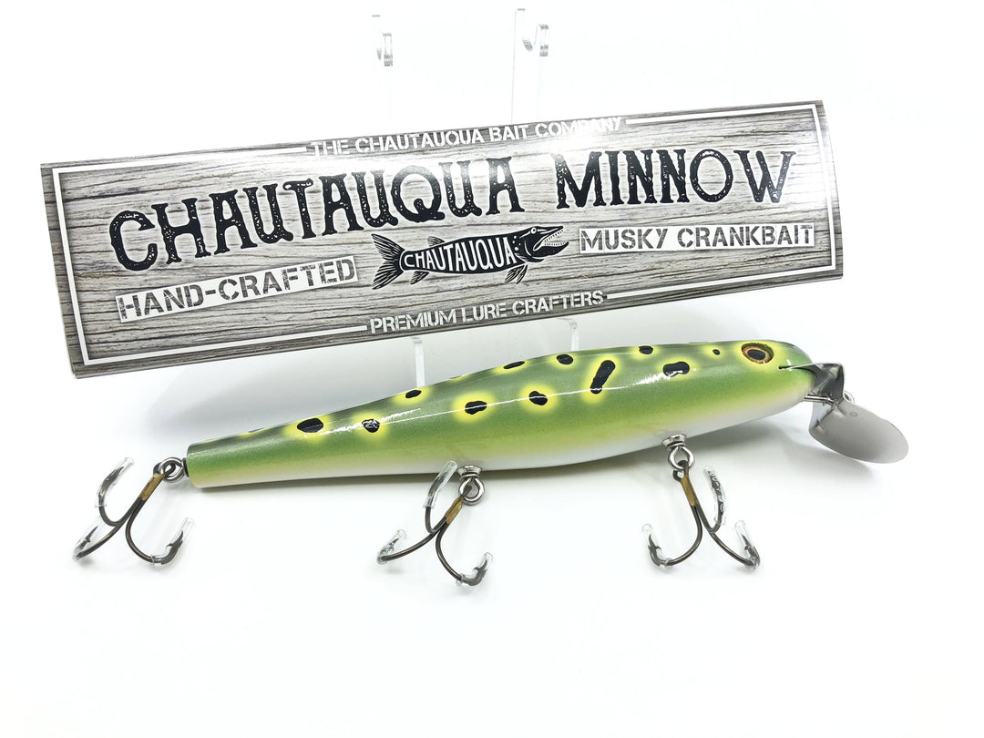 Chautauqua 8" Minnow Musky Lure Special Order Color "Frog"