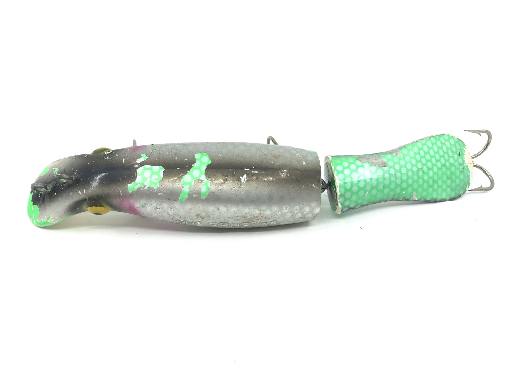 Drifter Tackle The Believer 8" Jointed Musky Lure Color Shad and Green