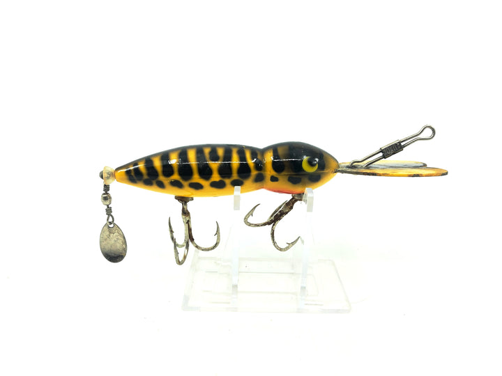 Whopper Stopper Hellbender Yellow Coach Dog Color