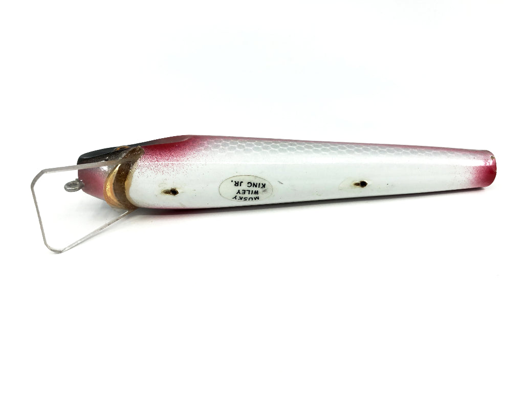 Wiley 7" Musky King Jr. in Silver Shiner Color