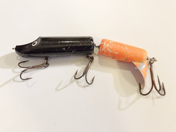 Hi-Fin TeaserTail Muskly Lure Black / Firetail Orange Color