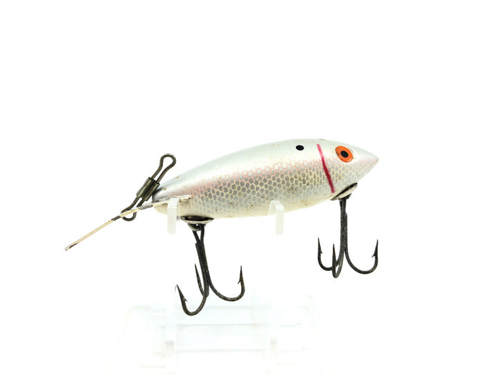 Bomber 400 Series 440 Silver Shad Color Great Lure