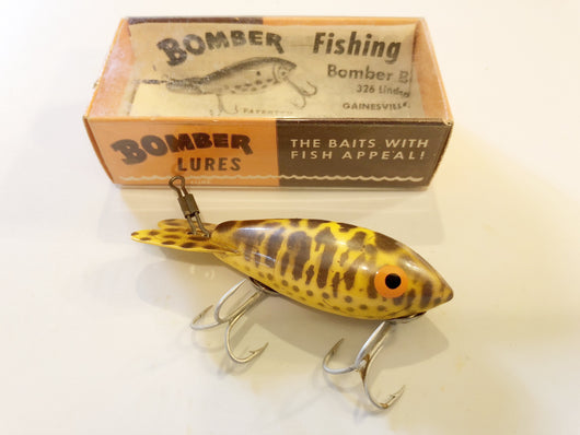 Bomber Vintage Wooden Lure 359 Yellow Coachdog Color New in Box – My Bait  Shop, LLC