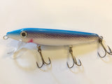 Bradrock Molly Bait 7 1/4" Musky Lure in a Blue with Scales Color