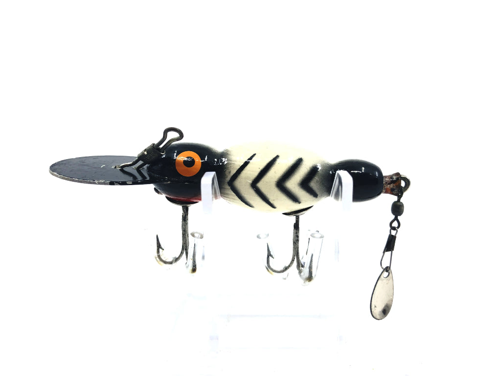 Bomber Wooden Water Dog White/Black Ribs Color