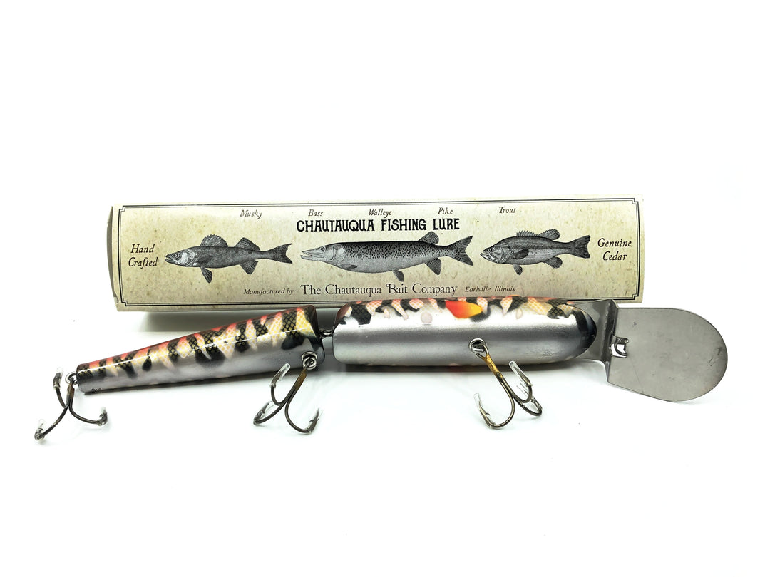 Chautauqua Magnum Deep Diver Musky Pikie in Bloodback Color