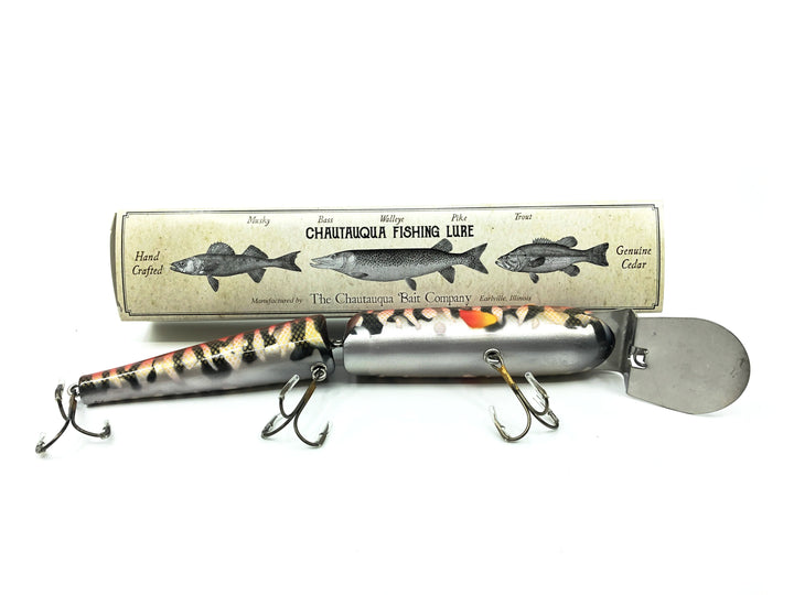 Chautauqua Magnum Deep Diver Musky Pikie in Bloodback Color