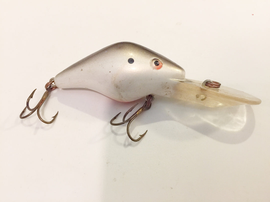 Mann's Deep Razor Back in White with Black Back and Spot