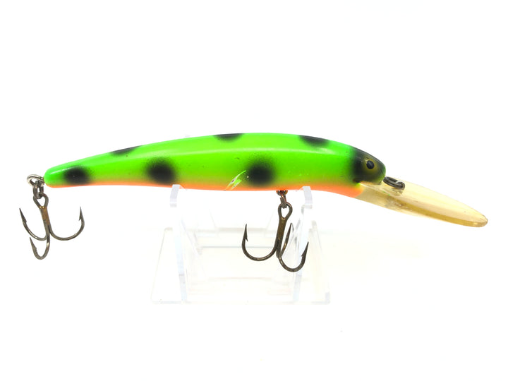 Bomber Long A 25A Green with Black Dots Orange Belly Color Screwtail