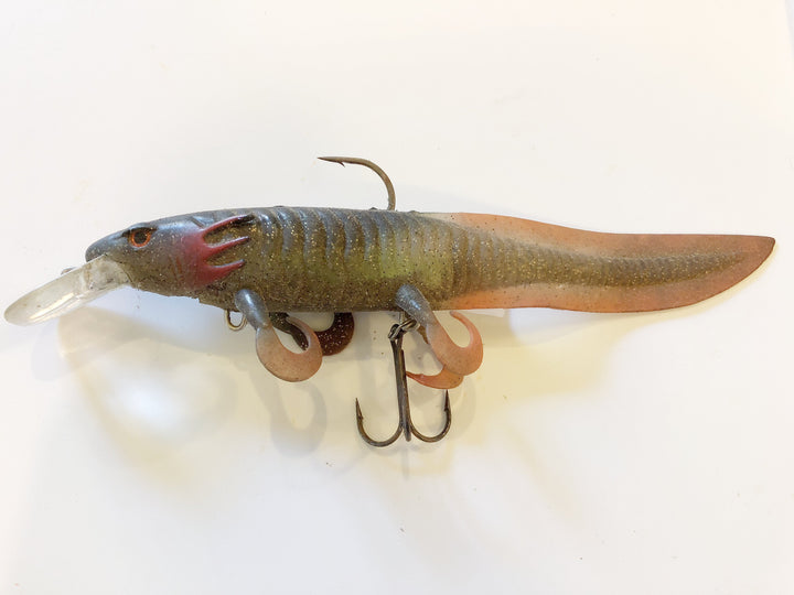 Storm Thundercore Dawg Musky Lure 9" Orange and Gray Color