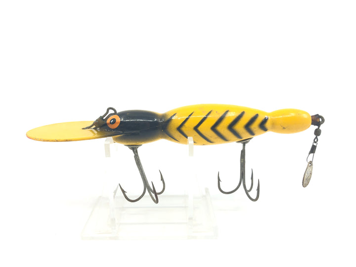 Bomber Waterdog Color #20 Yellow Black Ribs