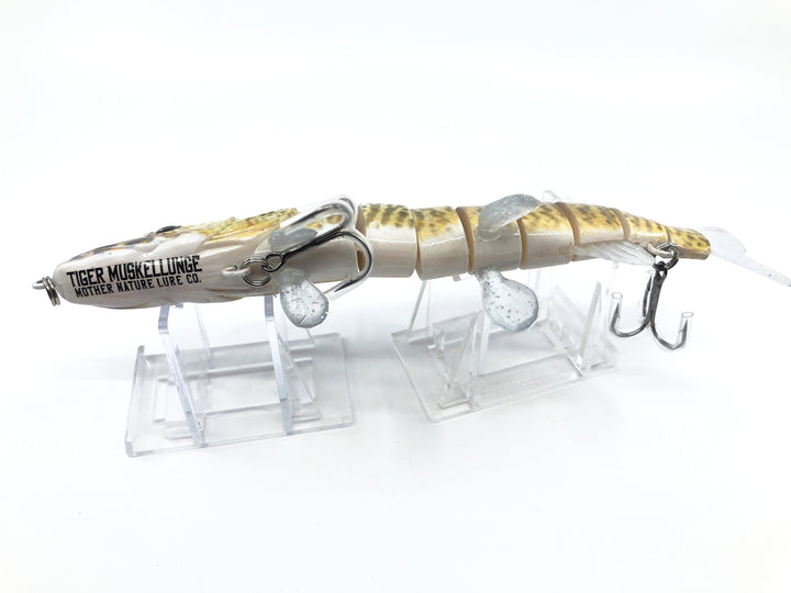 Mother Nature Lure Life Like Swimbait Tiger Muskellunge Color New in Box