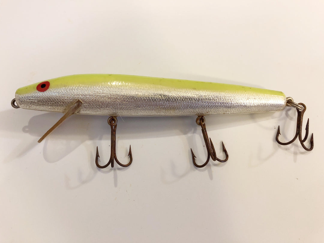 AC Shiner Silver and Yellow 6 1/2" Musky Lure