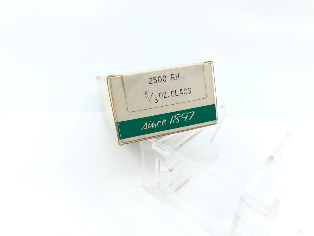 Heddon Lucky 13 2500 RH Red Head White Body Color with Box