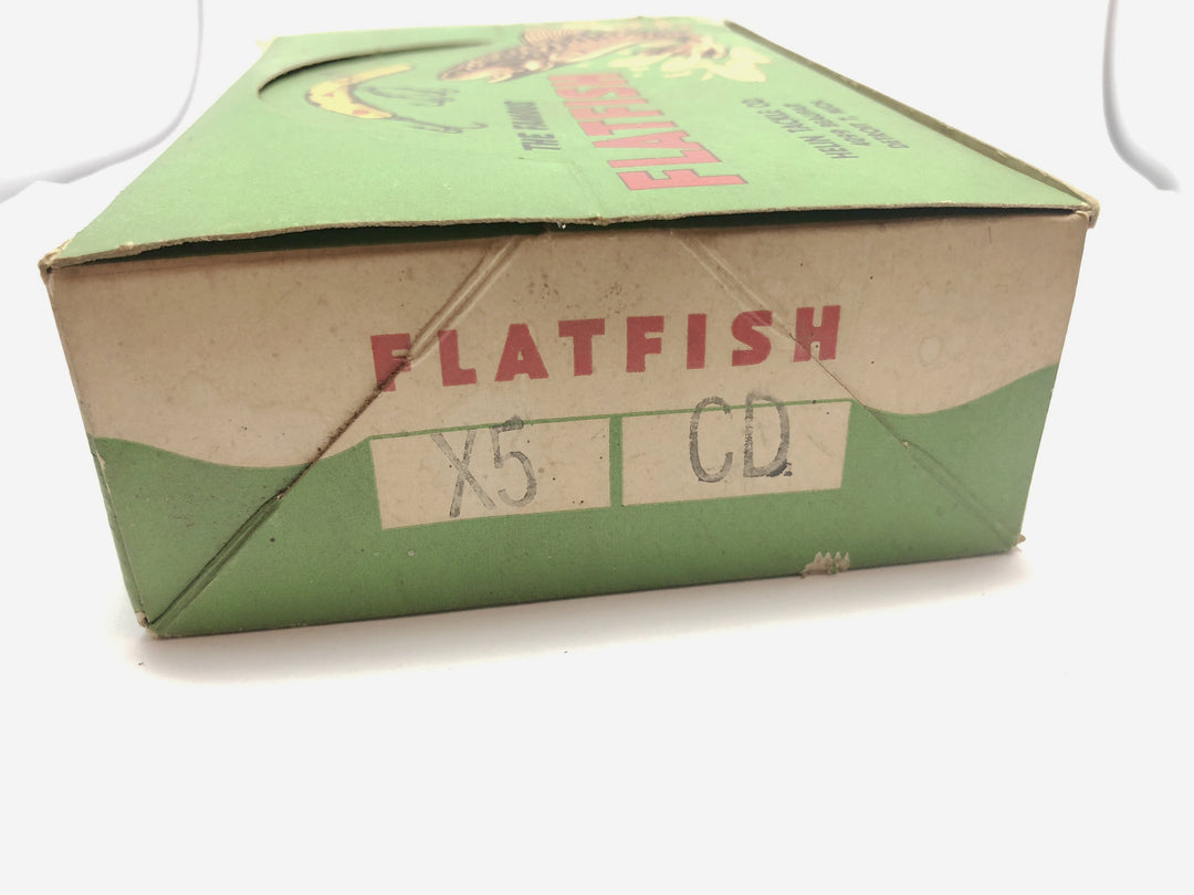 Helin Flatfish Dealer Box of 12 X5 CD Coach Dog Color Lures New in Box