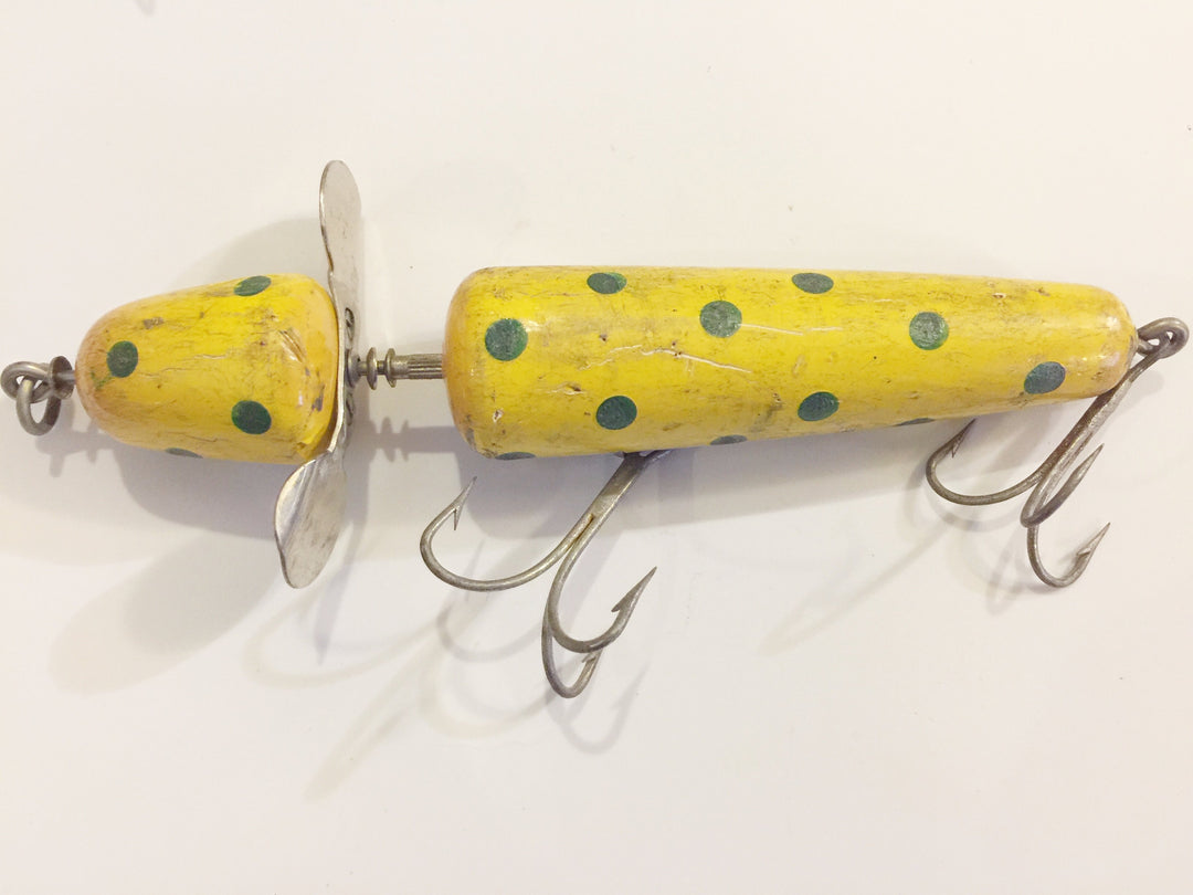 Pflueger Globe Yellow with Green Dots Bulldog Prop Vintage