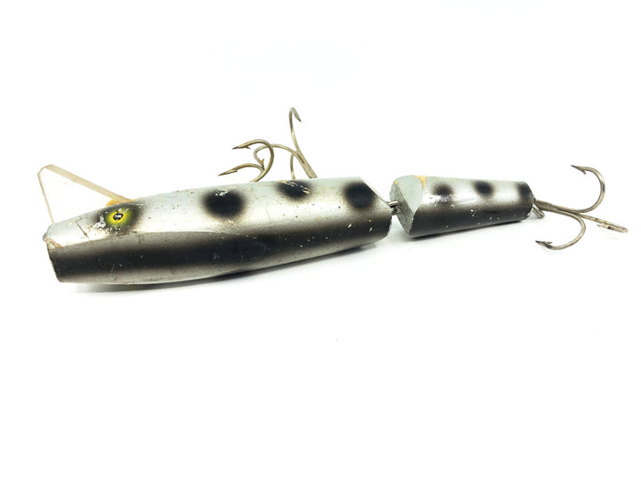 Wiley Jointed 6 1/2" Musky Killer in Silver Coachdog Color