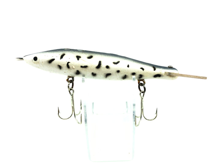Riverrun Tackle Manta Musky Lure Silver Leopard Color
