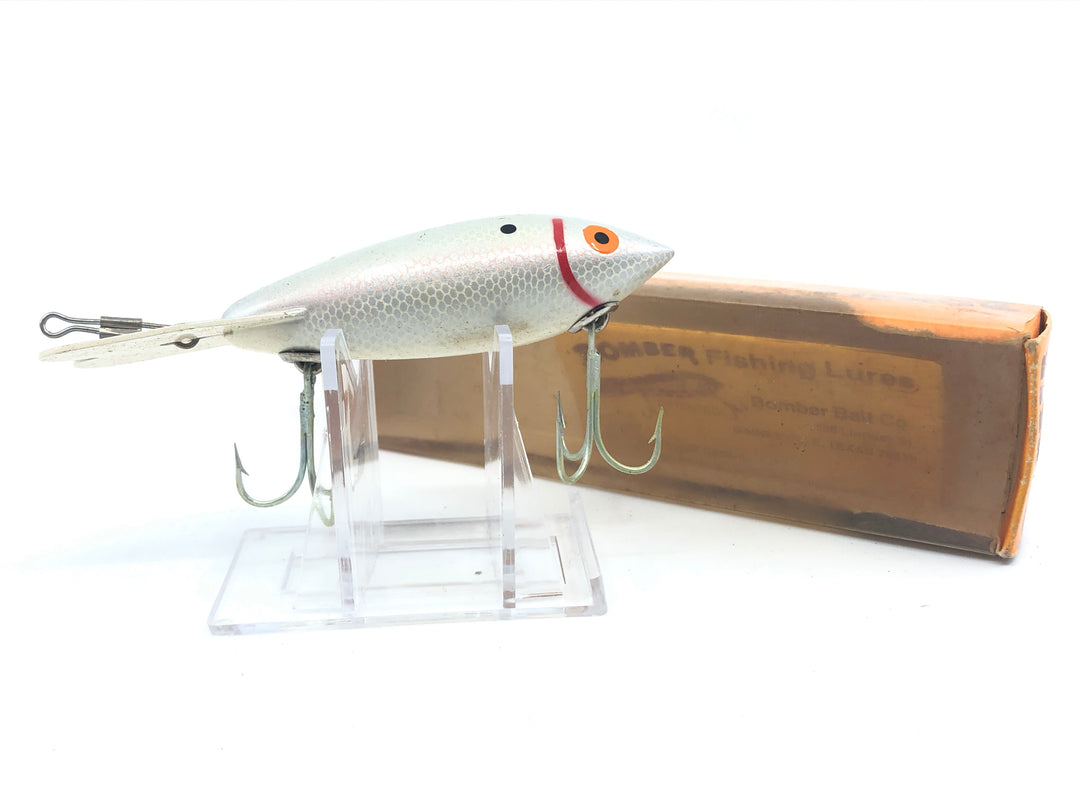 Bomber Rattler 640 Silver Shad with Box