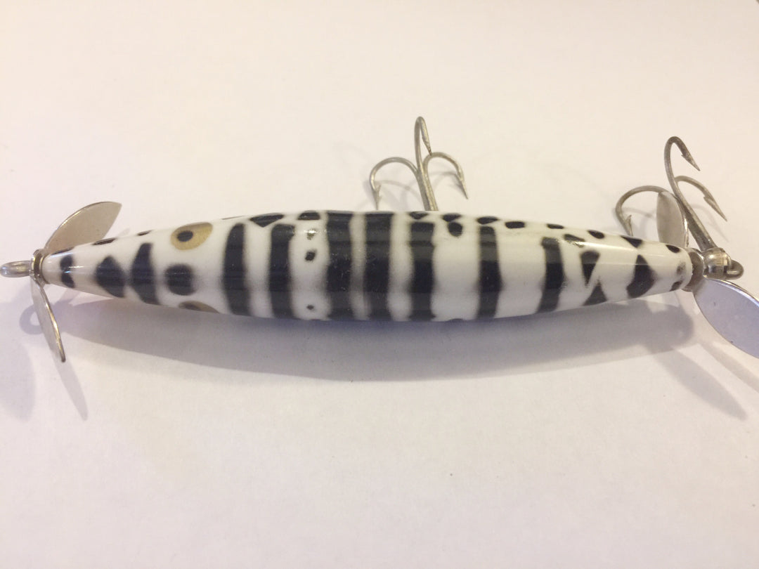 Heddon Dying Flutter in Coachdog color