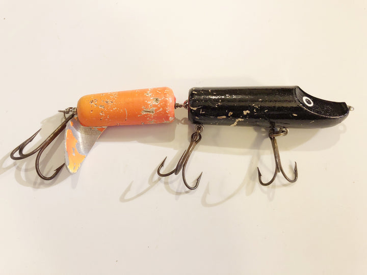 Hi-Fin TeaserTail Muskly Lure Black / Firetail Orange Color