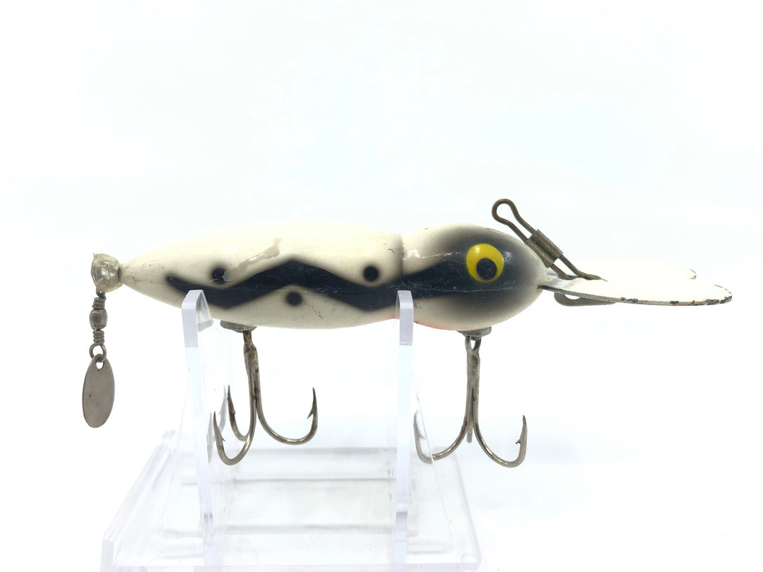 Hellbender Whopper Stopper White With Shadow stripe