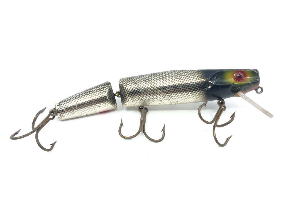 Wiley 6 1/2" Jointed Musky King Jr. in Silver Sucker Color