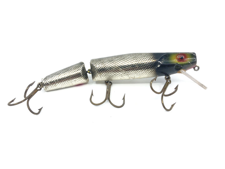 Wiley 6 1/2" Jointed Musky King Jr. in Silver Sucker Color