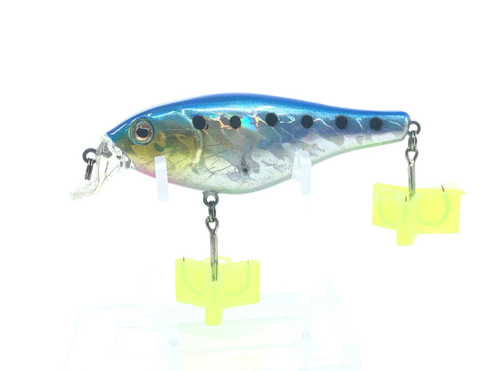 Crankbait Blue Pink and Yellow