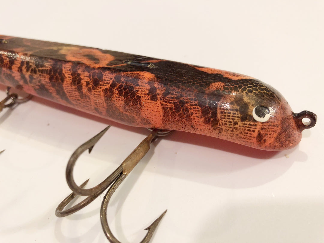 Suick Musky Thriller Lure Psychedelic Orange and Black Color