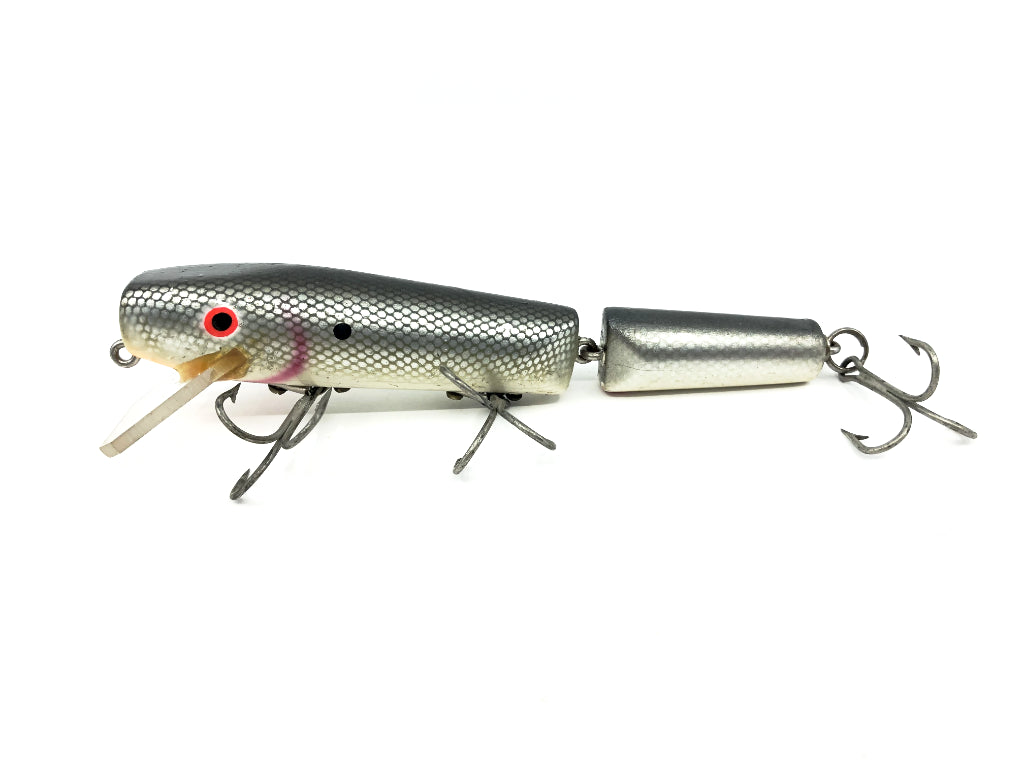 Wiley Jointed 6 1/2" Musky Killer in Silver Shad Color