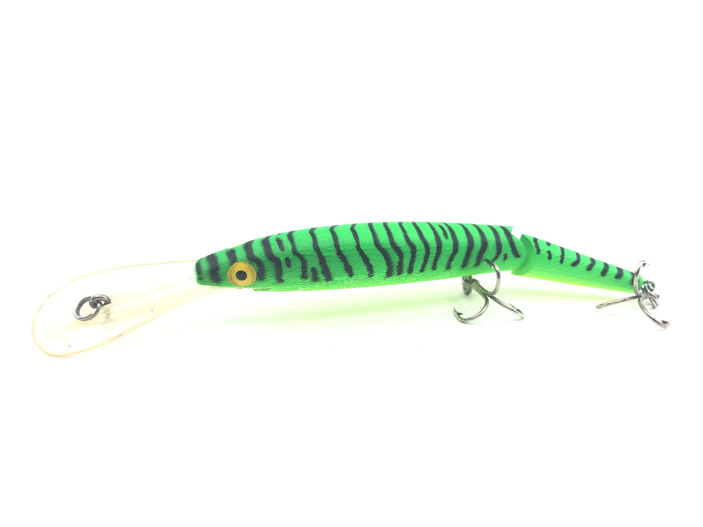 Rebel Jointed Spoonbill Minnow Green with Black Stripes