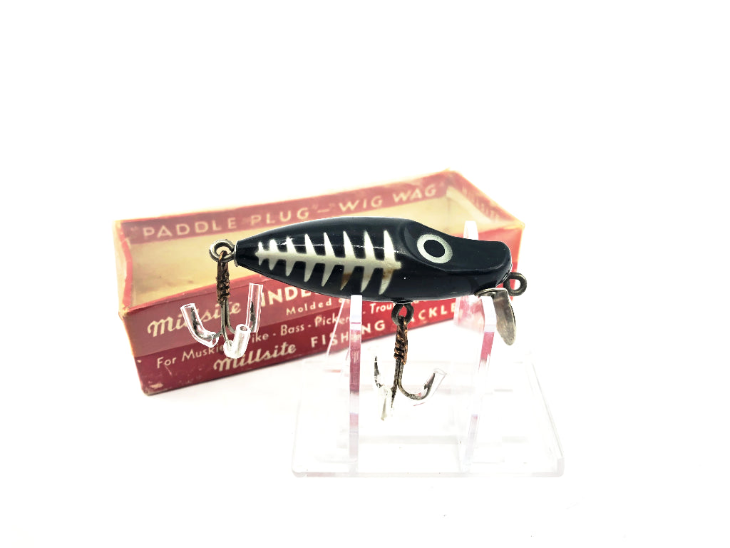 Millsite Baby Wig Wag Black White Ribs with Box