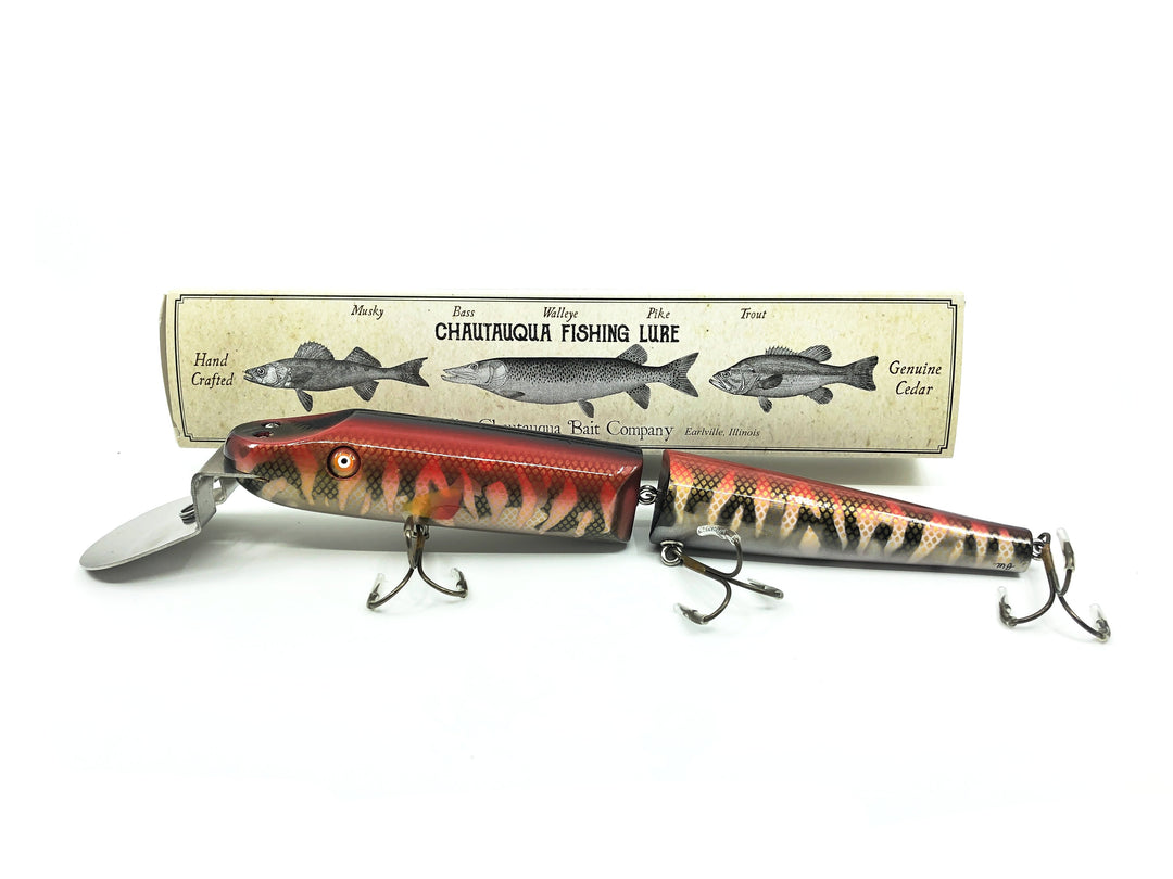 Chautauqua Magnum Deep Diver Musky Pikie in Bloodback Color