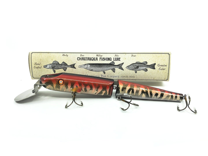 Chautauqua Magnum Deep Diver Musky Pikie in Bloodback Color