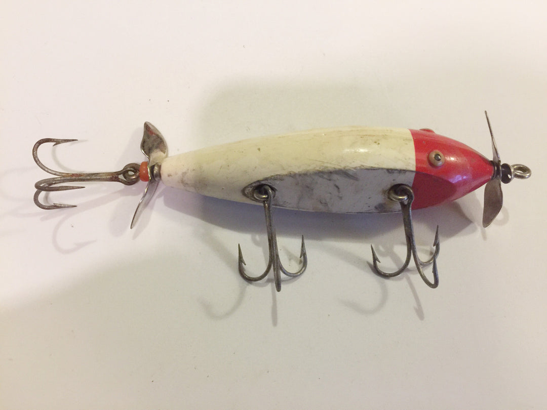 Creek Chub Injured Minnow 1500 Plastic Red White Color