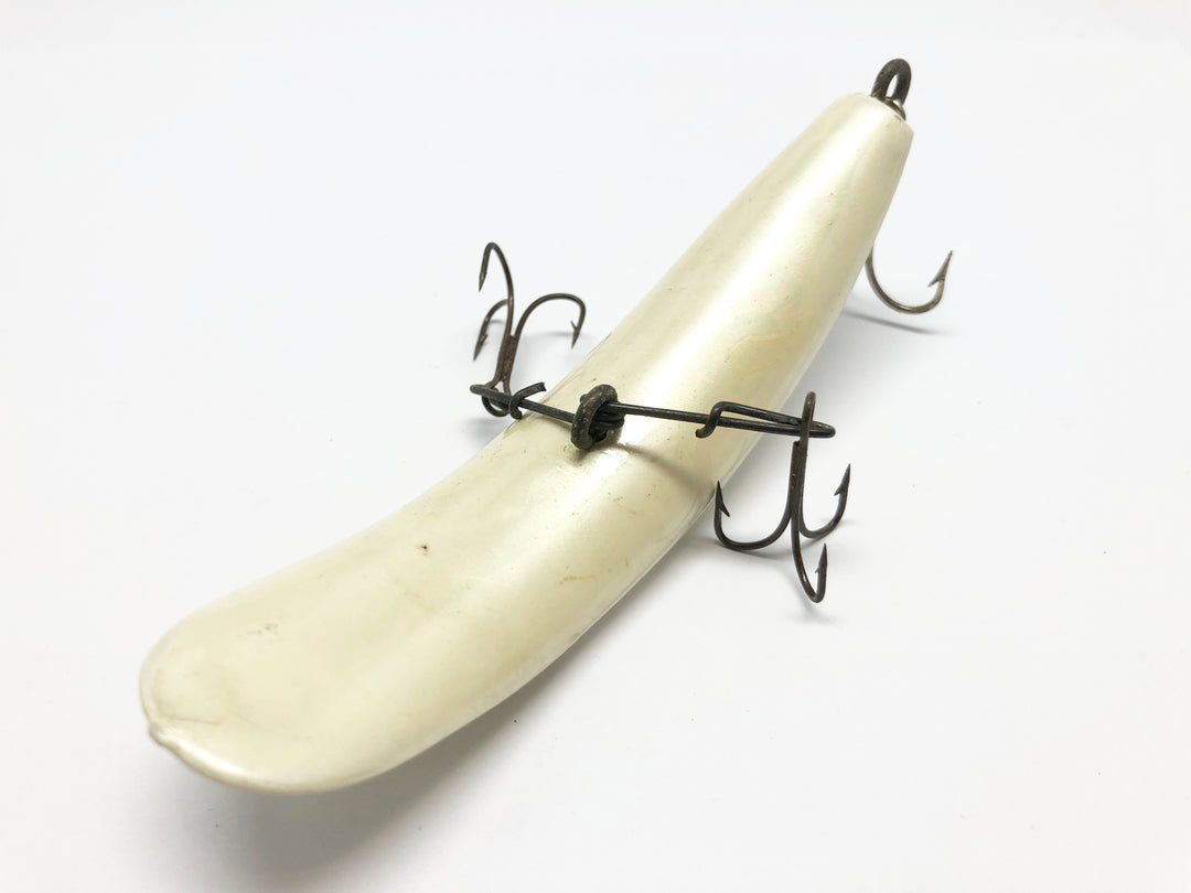 Helin M2 Musky Flatfish in Bone White Color