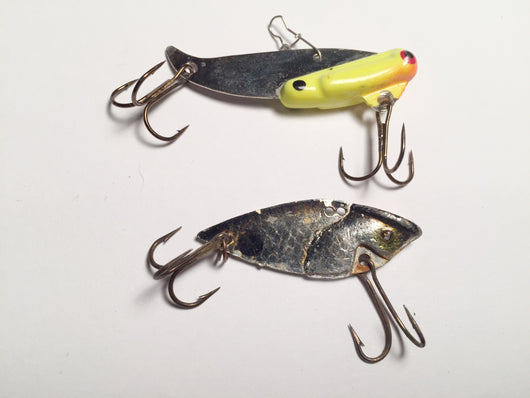 Two Sonar Type Lures Sharp Yellow one